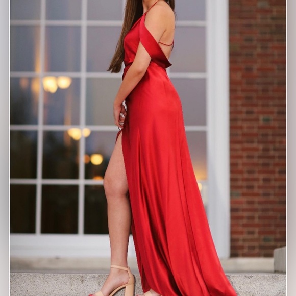 Michelle Mason Strappy Silk Wrap Gown in Cayenne. Worn once. Perfect condition - Picture 8 of 9